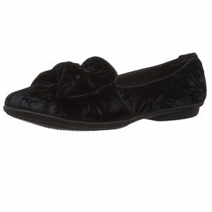 🆕Clarks Women's Gracelin Jonas Loafer Flat